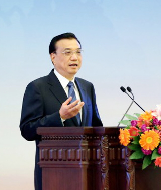 李克強：用“互聯網+”打造
